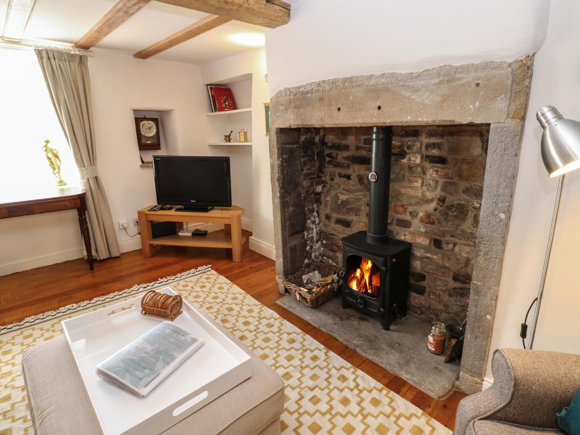 Cross View Cottage Alston Bagian luar foto